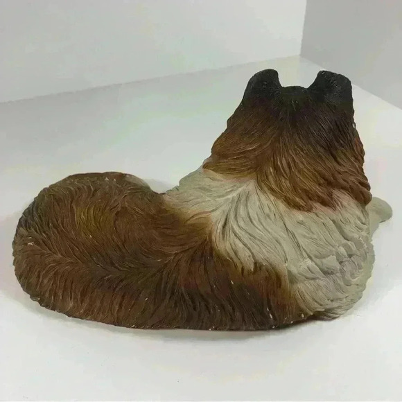 1984  Sandicast reclining collie sculpture - Picture 2 of 8